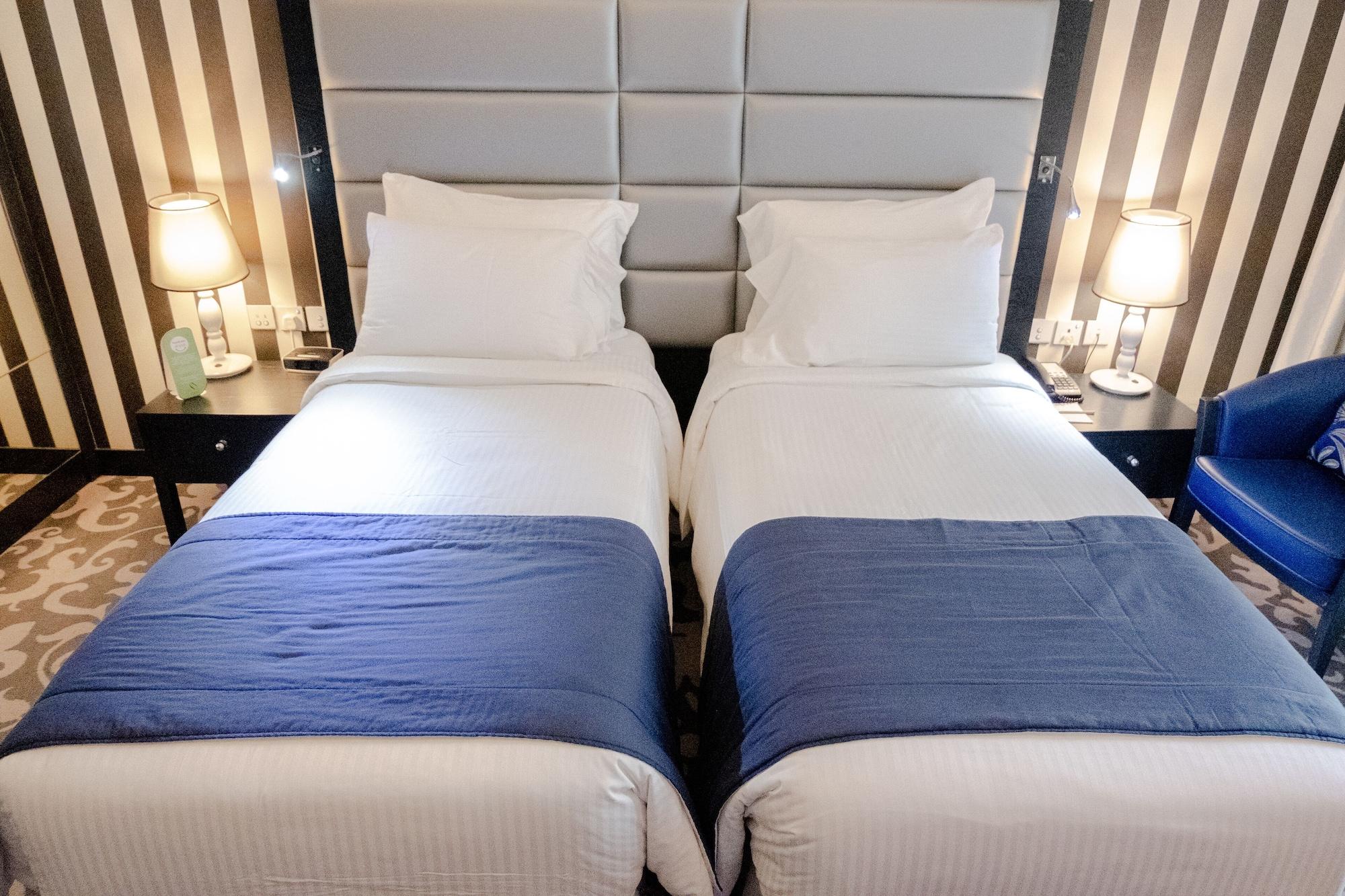 Signature 1 Hotel Tecom Dubai