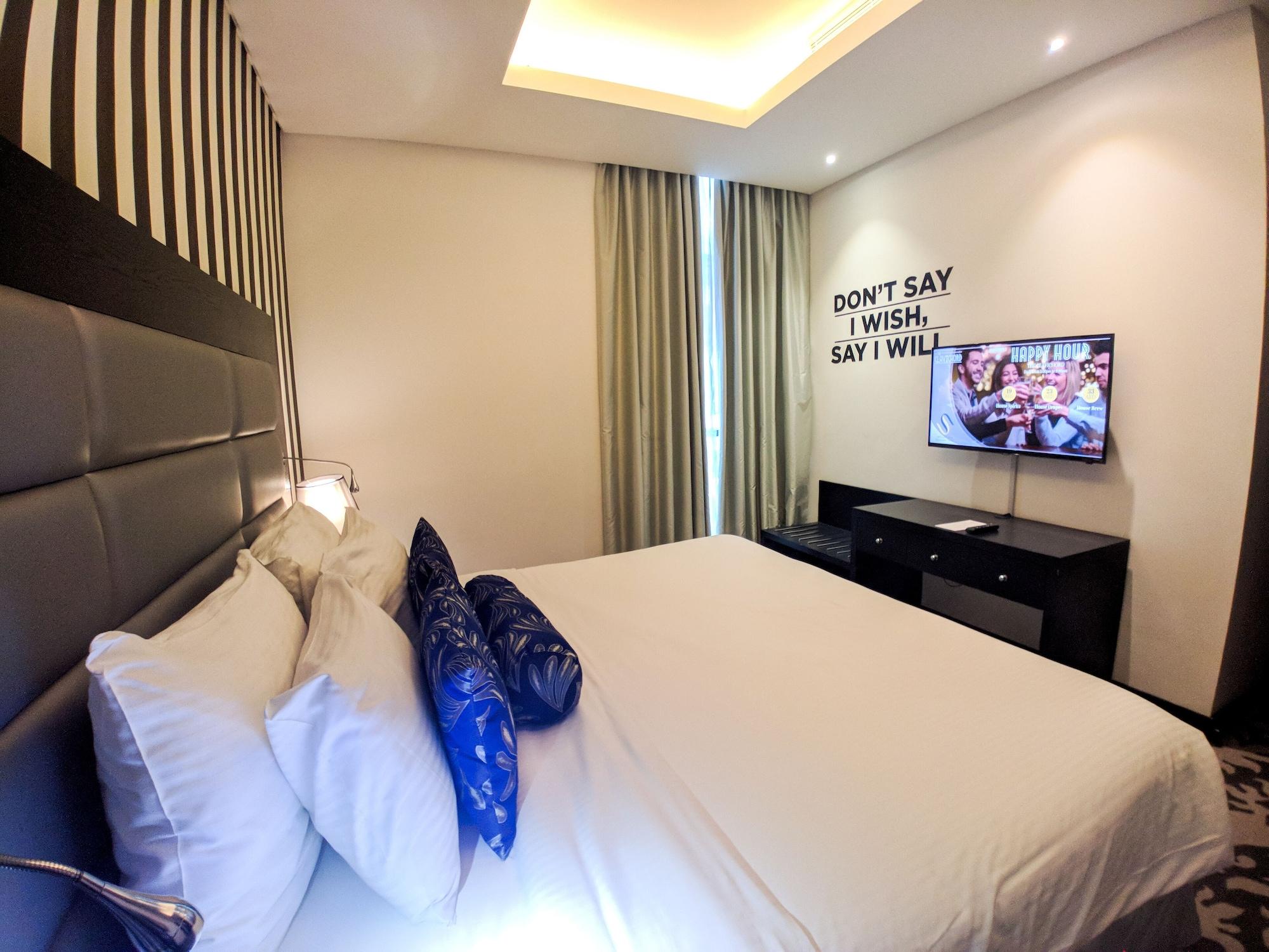 Signature 1 Hotel Tecom Dubai