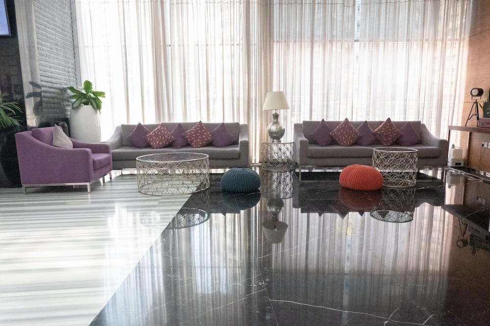 Signature 1 Hotel Tecom